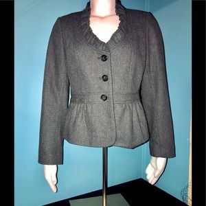 LOFT • Wool Ruffle Blazer/ size (6P)